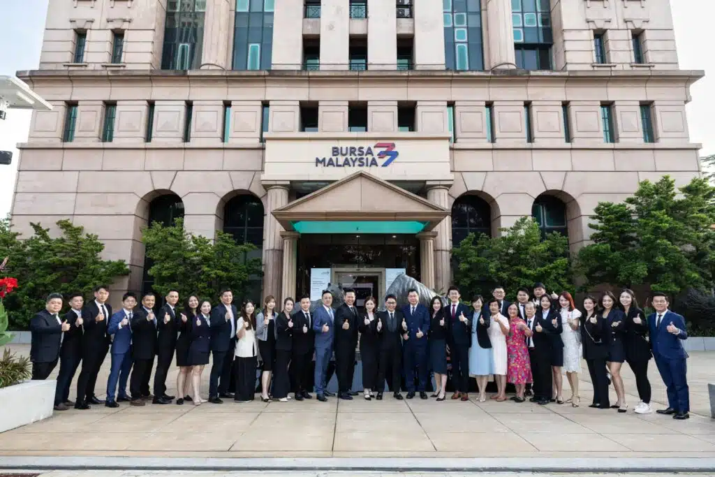 “拿督陈建丞”