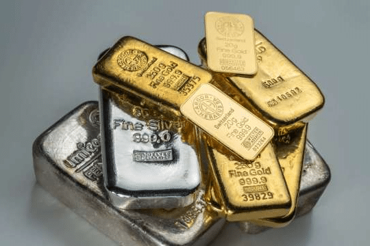 美国暂缓矿产关税引发套利