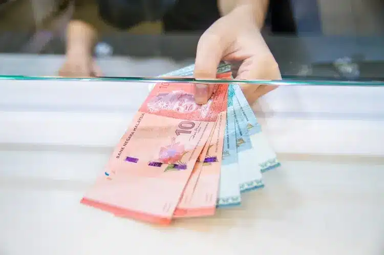 “信托公司靠谱吗”