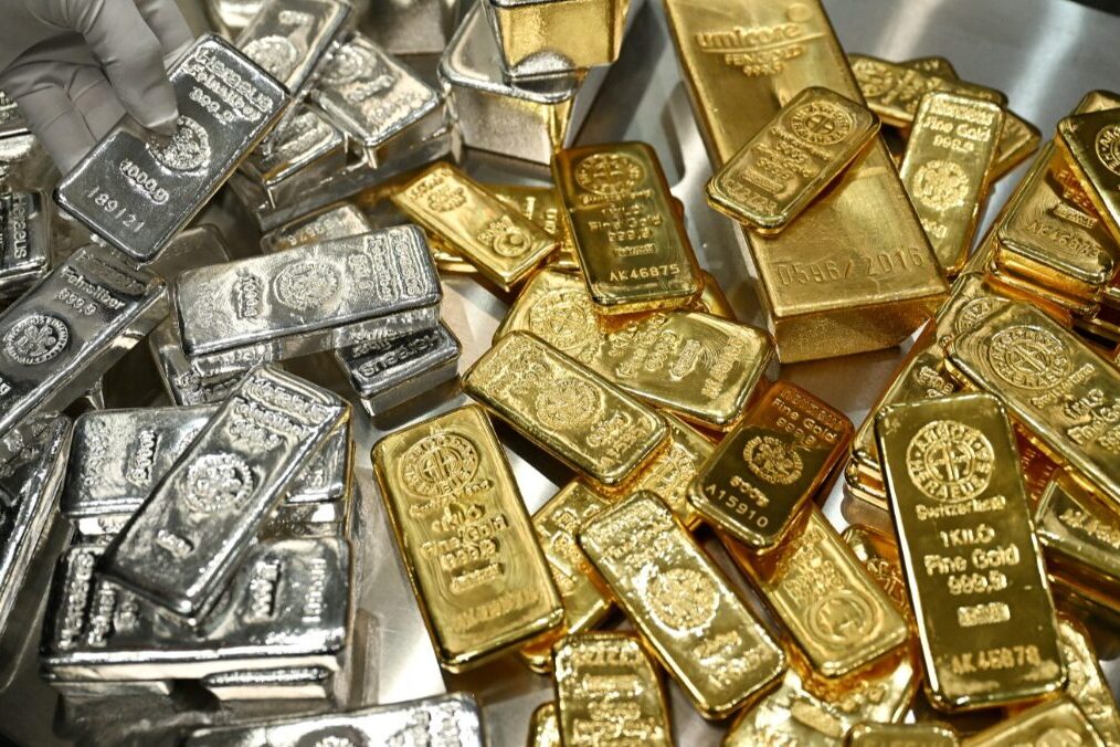 美国暂缓矿产关税引发套利