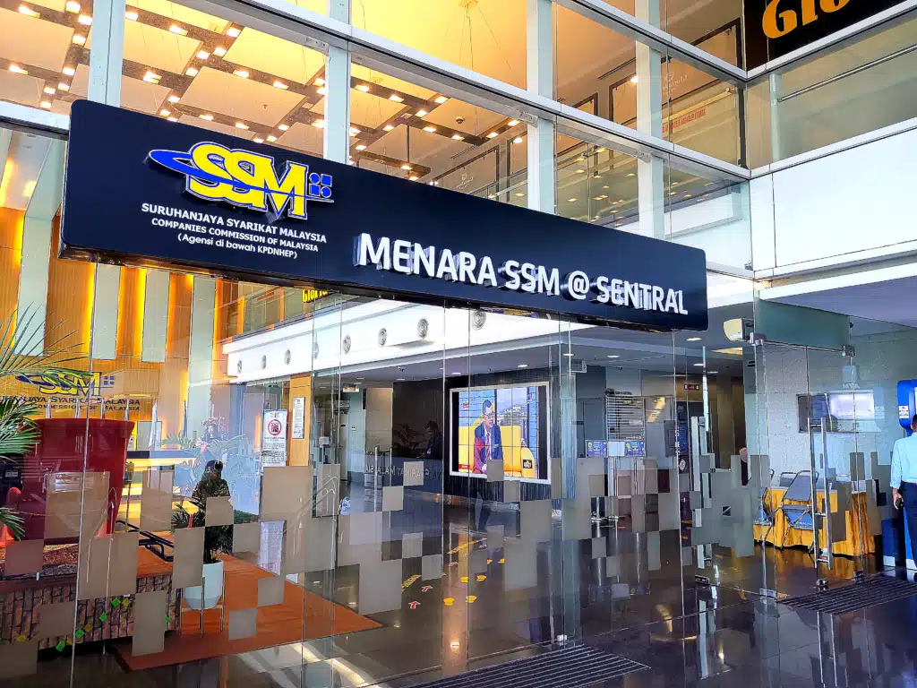 怎么判断信托公司靠不靠谱?先看它的“出身证”